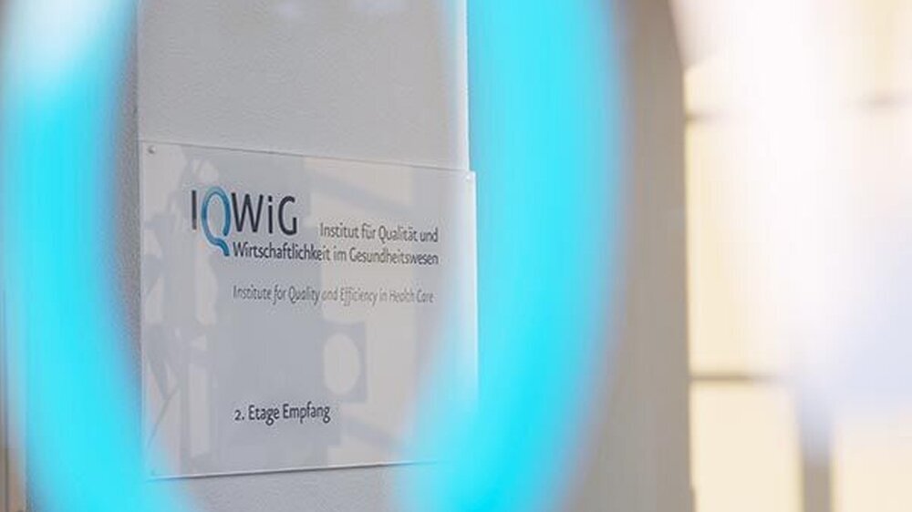 Kern des Konzepts ist, dass sich Anbieter von evidenzbasierten Informationen zu Gesundheitsfragen – freiwillig und unter Beibehaltung ihrer Eigenständigkeit – auf gemeinsame Qualitätsstandards einigen und als Content-Partner ihre Inhalte auf einer k