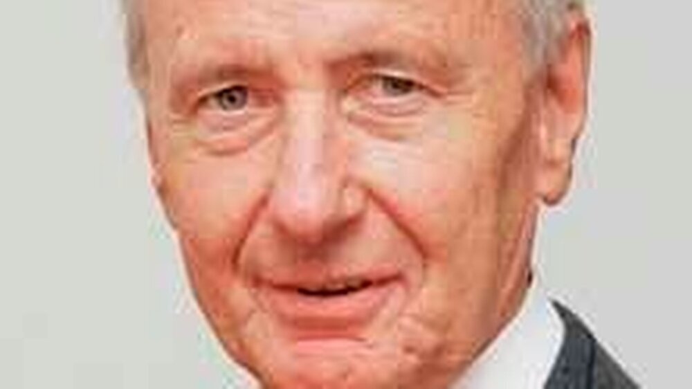 Dr. Dr. Jürgen Weitkamp\r\nPräsident der Bundeszahnärztekammer