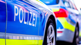 typical police vehicle in germany - translation: police