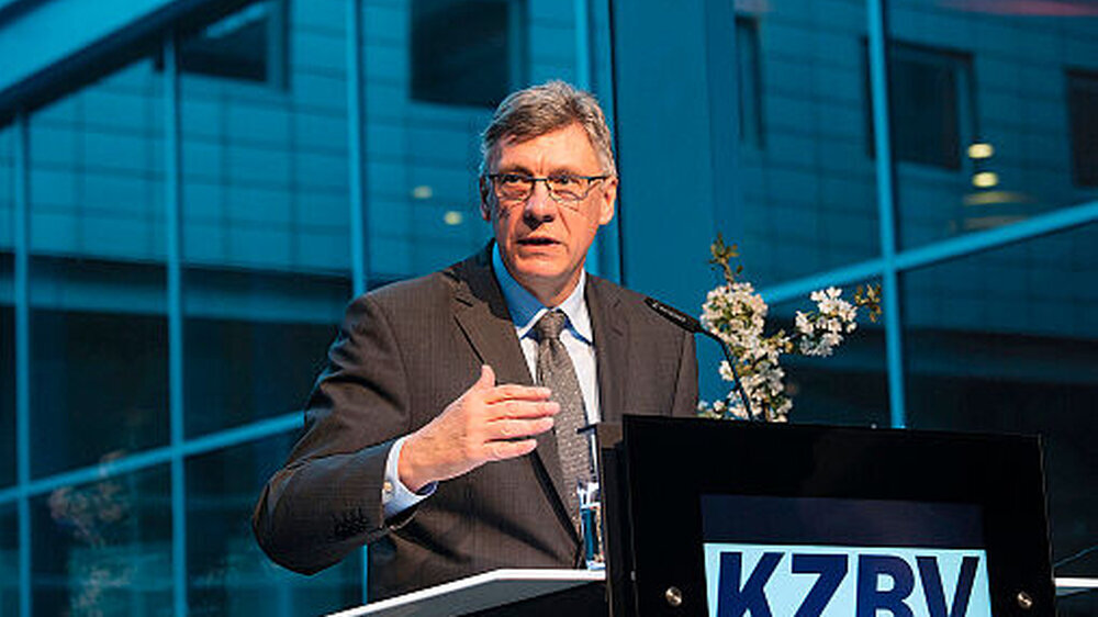 Lutz Stroppe |