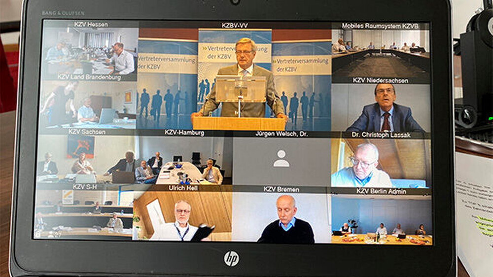 Corona, Vertragsgeschäft, Digitalisierung – auf ihrer ersten virtuellen Vertreterversammlung hat sich die KZBV zu zentralen Zukunftsfragen des Berufsstandes positioniert.