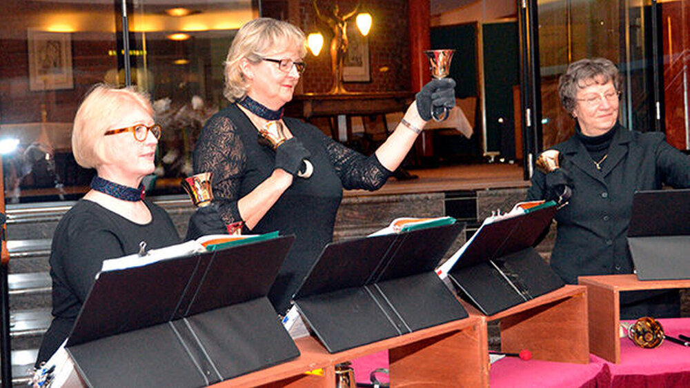 Musikalische Untermalung mit Glockenspiel |