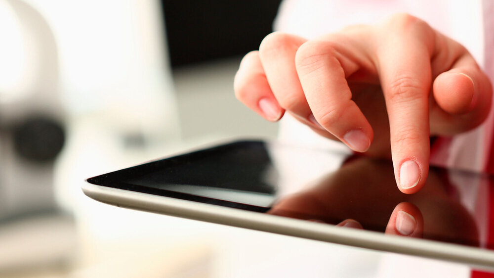 Hand bedient Tablet