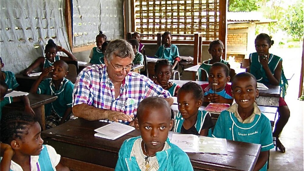 Winter mit Kindern von ehemals Leprakranken im Lepradorf Belfort Madagaskar.