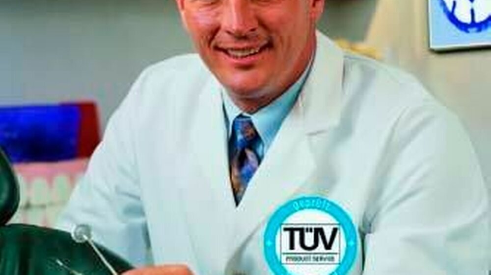 Eine weitere Entgleisung der aktuellen gesundheitspolitischen Diskussion: ein „TÜV-geprüfter“ Zahnarzt.