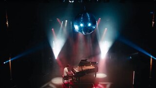 Seit 2015 entwickelt Zahnarzt Justus Rümenapp am laufenden Band Stücke für Soloklavier, zuletzt auch für Orchester. Am 14. Februar erschien sein 12. Album – und auch das nächste ist schon komplett vorproduziert.