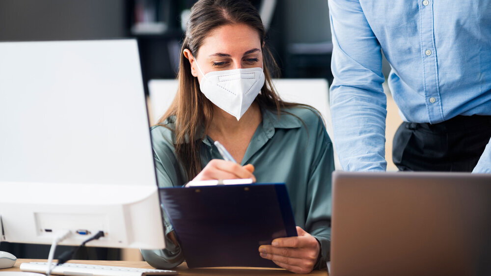 Business People Social Distancing Wearing Face Mask Mund-Nasen-Schutz, FFP2-Maske