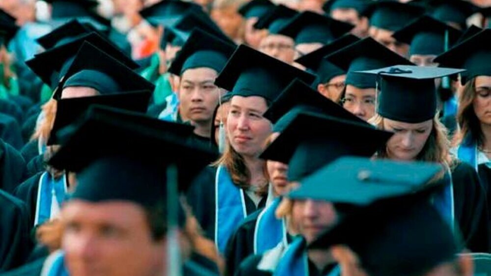 Deutschlands Universitäten beschreiten neue Wege, wie hier zum Beispiel bei der Absolventenfeier in Bonn. Langfristig wird es hierzulande nur noch Bachelor- und Masterabschlüsse geben.