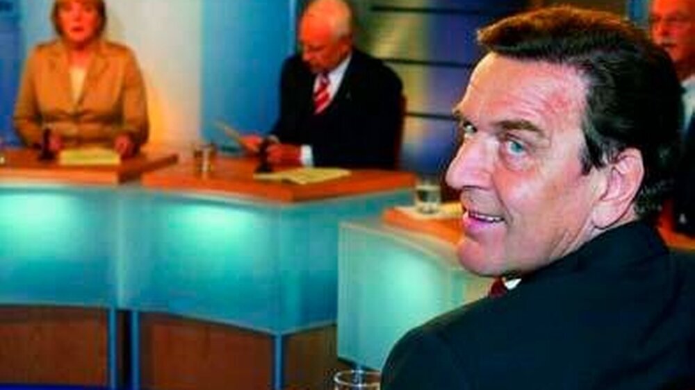 In der „Elefantenrunde” wusste noch niemand, wie der Wahlabend ausgeht. Und auch das vorläufige Endergebnis sorgte spät in der Nacht nicht gerade für klare Verhältnisse.