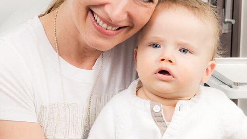 Immer mehr Zahnärztinnen wagen und meistern den Spagat zwischen Familie und Beruf.