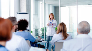 Symbolbild Unterricht für Medizinstudierende