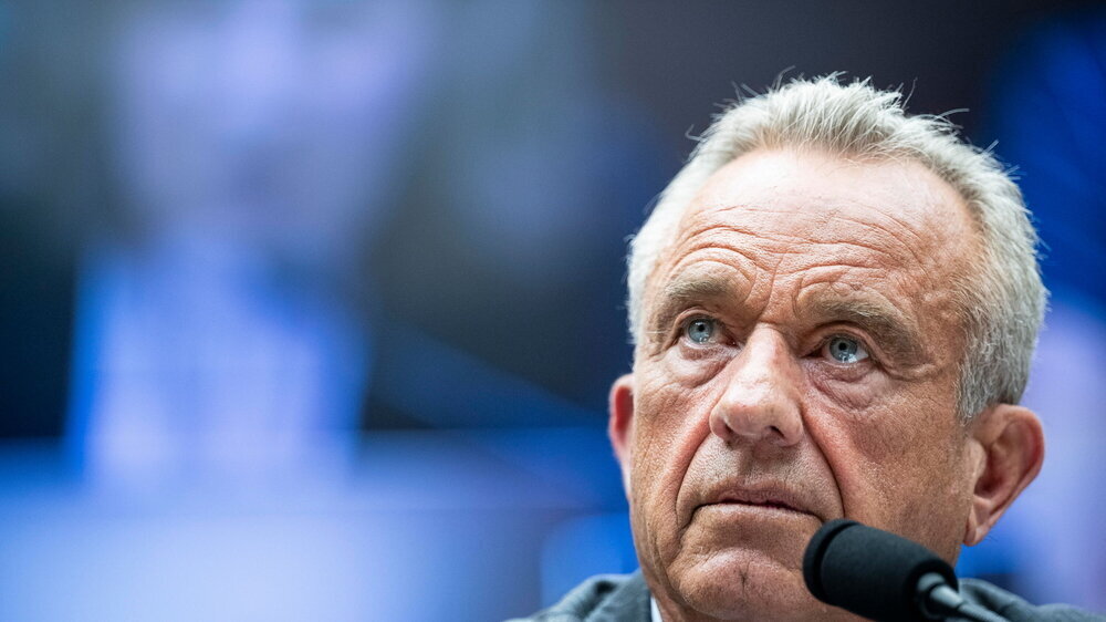 532827047 Robert F. Kennedy Jr.