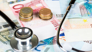 Krankenkassen erhöhen ZUsatzbeiträge auch im Jahr 2026.