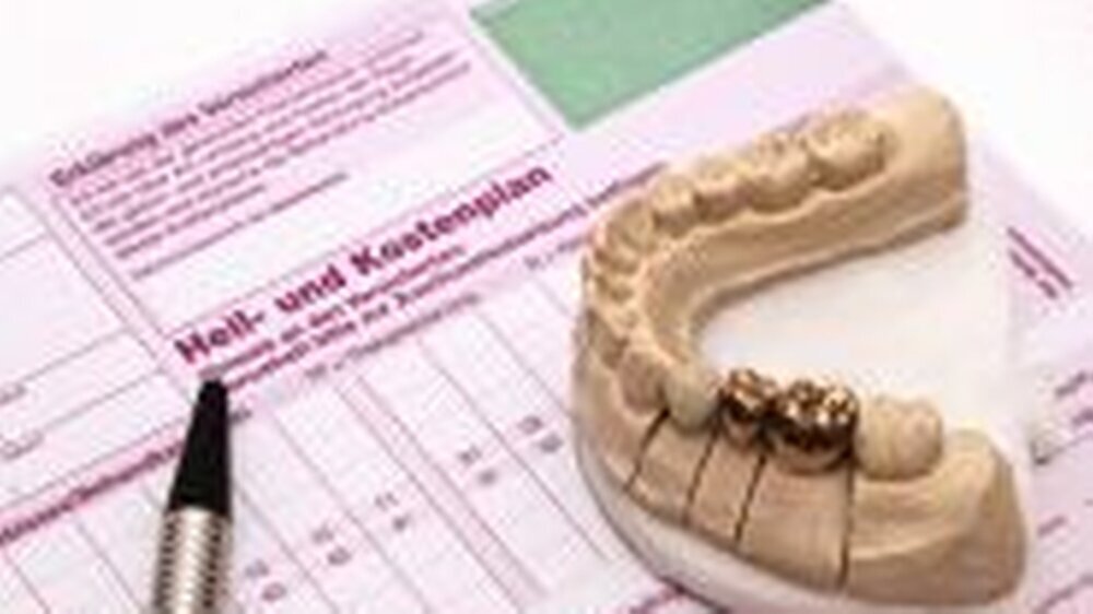 Ein optimiertes Abrechnungswesen sowie Verbesserungen im Praxismanagement können helfen, die Effizienz einer Praxis zu erhöhen.