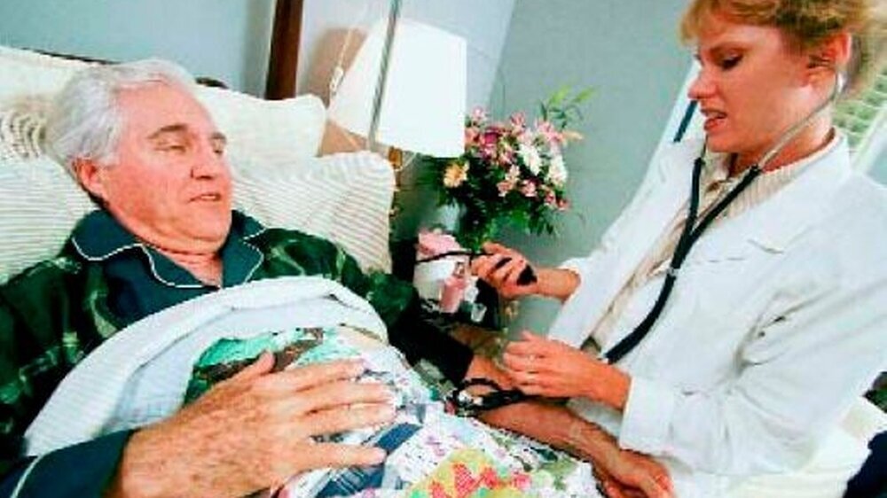 Immer mehr verdrängt Politik die Partnerschaft von Arzt und Patient als zentralen Gedanken des deutschen Gesundheitswesens.