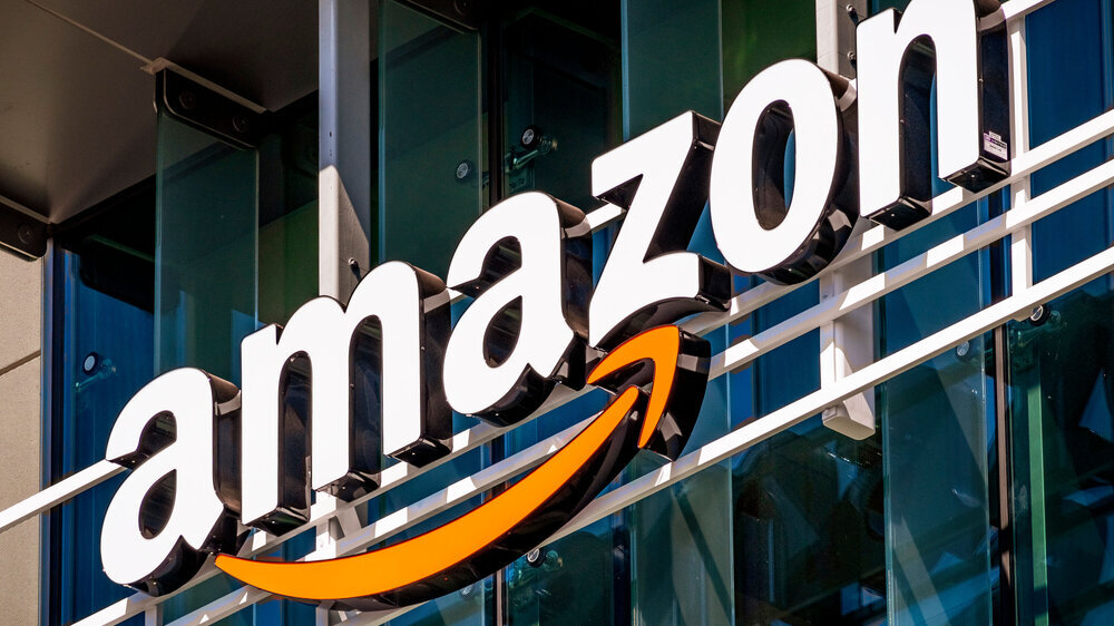 July 26, 2019 Palo Alto / CA / USA - Amazon logo on the facade of one of their office buildings located in Silicon Valley, San Francisco bay area Amazon-logo