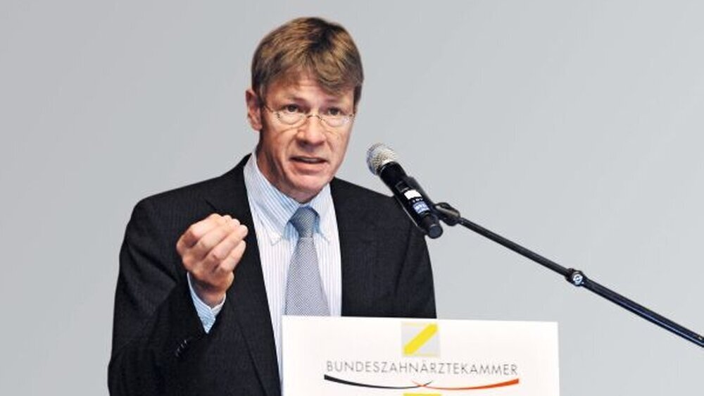 BZÄK-Vizepräsident Dr. Dietmar Oesterreich ...