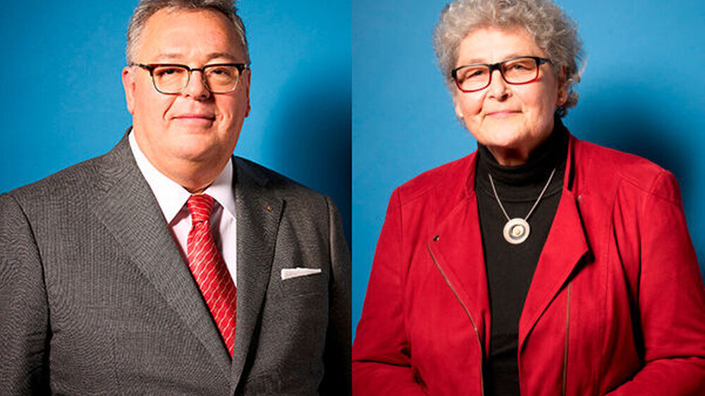 Dr. Dr. Frank Wohl und Dr. Barbara Mattner lösen Christian Berger und Dr. Rüdiger Schott als Präsident und Vize der Bayerischen Landeszahnärztekammer (BLZK) ab. Am 10. Dezember finden dann die Vorstandswahlen der Kassenzahnärztlichen Vereinigung Baye