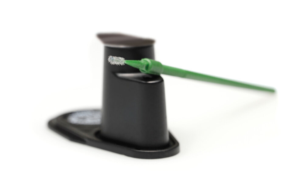 Adhese Universal DC eignet sich optimal für die direkte Füllungstherapie und die adhäsive Befestigung indirekter Restaurationen.