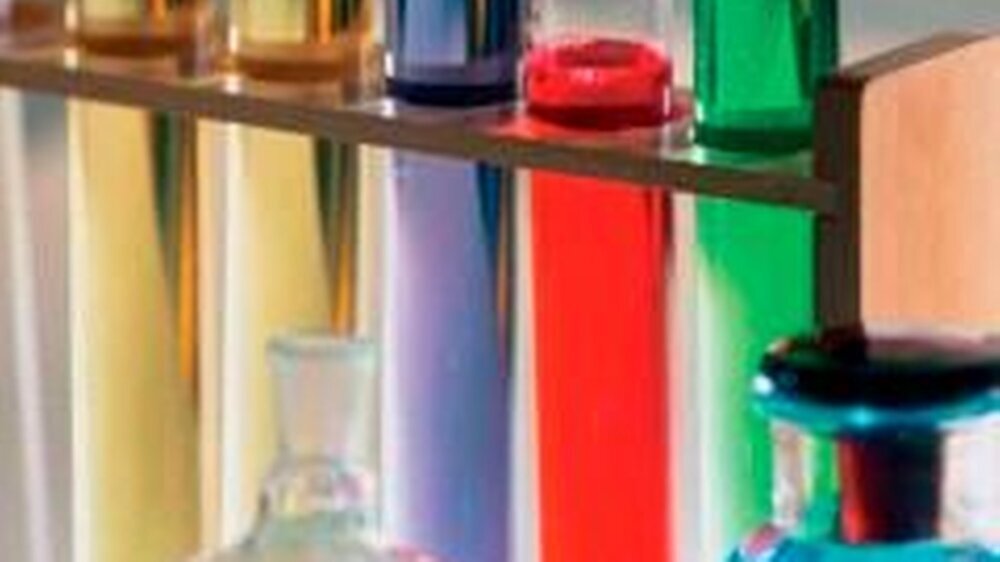 Die neuen Hygiene-Empfehlungen des Robert Koch-Institutes basieren auf den wissenschaftlichen Grundlagen des Fachs. Wie sie umgesetzt werden, ist letztlich aber Sache der Länder. Was hätte Robert Koch wohl dazu gedacht?