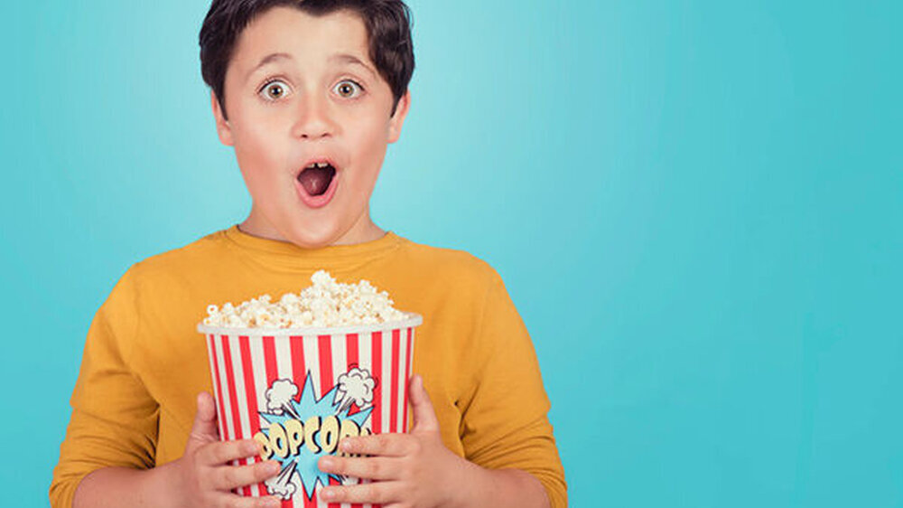 "Kinder, die Werbung für ungesunde Produkte sahen, aßen am Tag durchschnittlich 46 Kalorien mehr", lautet das Ergebnis eines gemeinsamen Experiments der Universitäten Sydney, Liverpool und Wollongong. Besonders ausgeprägt war der Effekt bei bereits ü