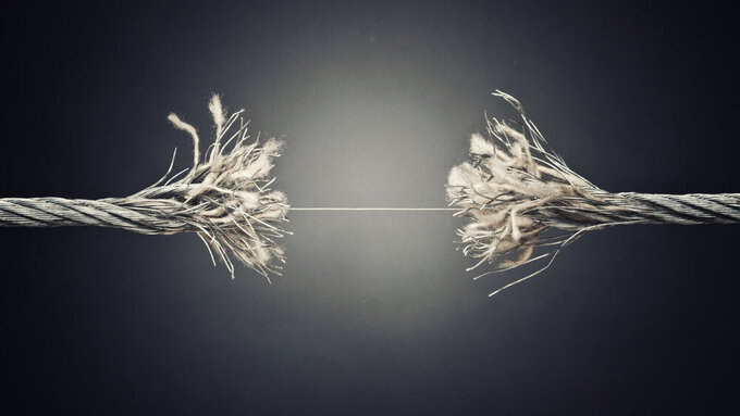 Fast gerissenes Seil