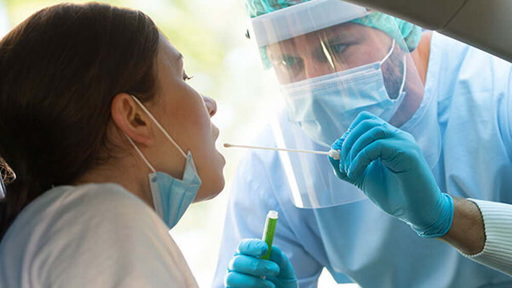 Rund 26.000 Mitarbeitende im Gesundheitswesen haben sich laut Robert-Koch-Institut in Deutschland bereits mit COVID-19 infiziert, 1.100 hiervon mussten im Krankenhaus behandelt werden, 63 verstarben.