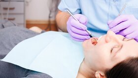 Schwangere beim Zahnarzt