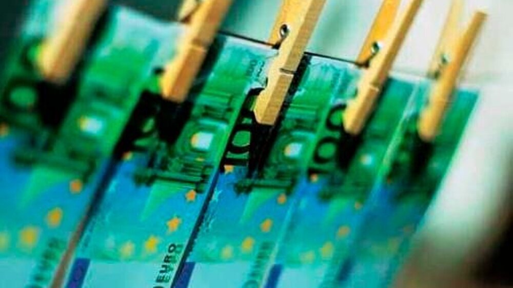 Für den Reformkompromiss wird die Regierung von allen Seiten abgewatscht. Jetzt rührt sie mit viel Geld die Werbetrommel, um uns von den Vorzügen der Eckpunkte zu überzeugen.