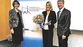 PraxisAWARD für Prävention von CP Gaba und Bundeszahnärztekammer Projekt 2016.