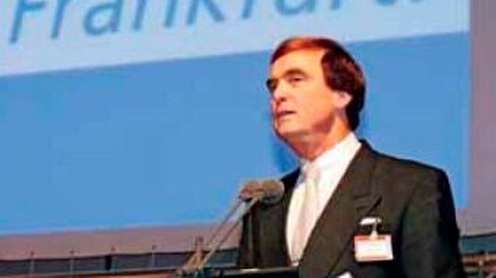 „Oft ist der Zahnarzt der erste, der eine allgemeinmedizinische Diagnose stellt“, so Dr. Michael Frank, Kammerpräsident Hessen.