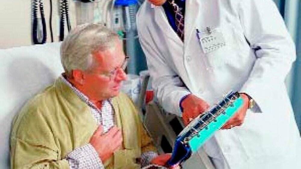 Die medizinische Qualität der Behandlungen sei in Ordnung, meinen die meisten Patienten – beim Wechsel zwischen Krankenhaus und Hausarzt käme es dagegen öfter zu Versorgungspannen.