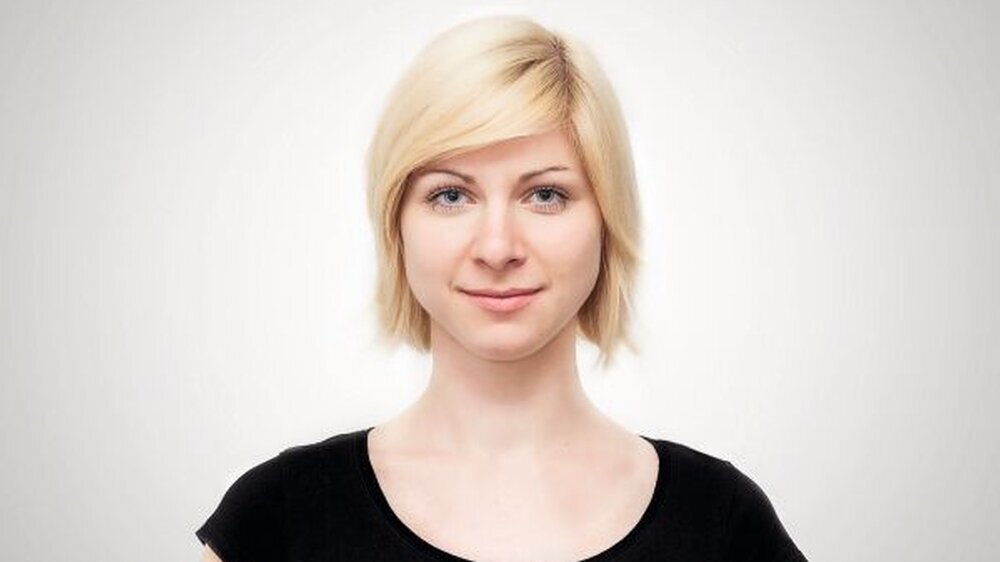 Mittels Computer-Morphing wagen heute viele den Blick auf das wahrscheinliche Äußere ihres eigenen spezifischen Alterungsprozesses. Dass gerade das Altern ganz spezifische Konsequenzen auf die zahnmedizinische Betreuung hat, zeigt der Fortbildungsschwer
