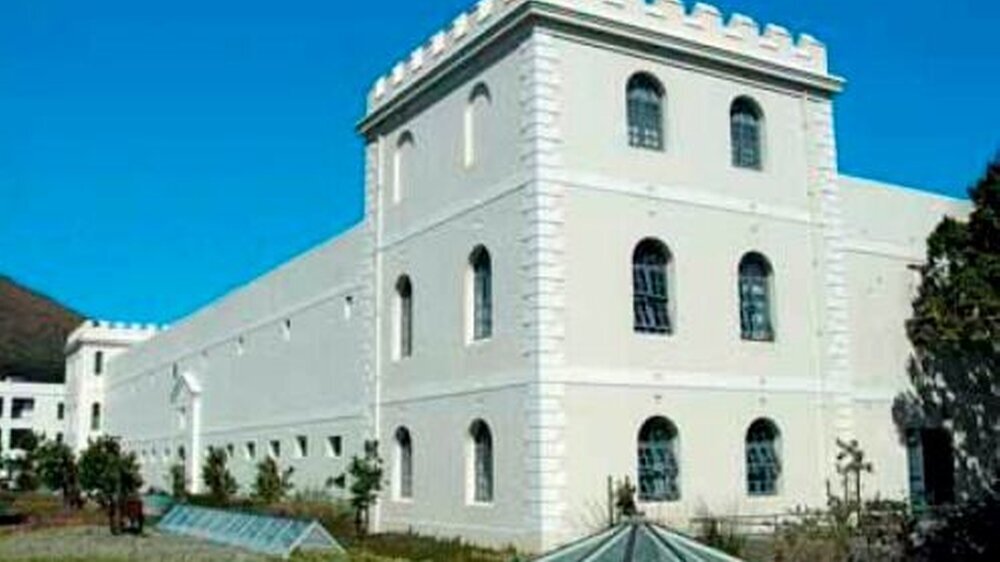 Breakwater Lodge: im 19. Jahrhundert ein Gefängnis und heute Kongresszentrum mit Hotel