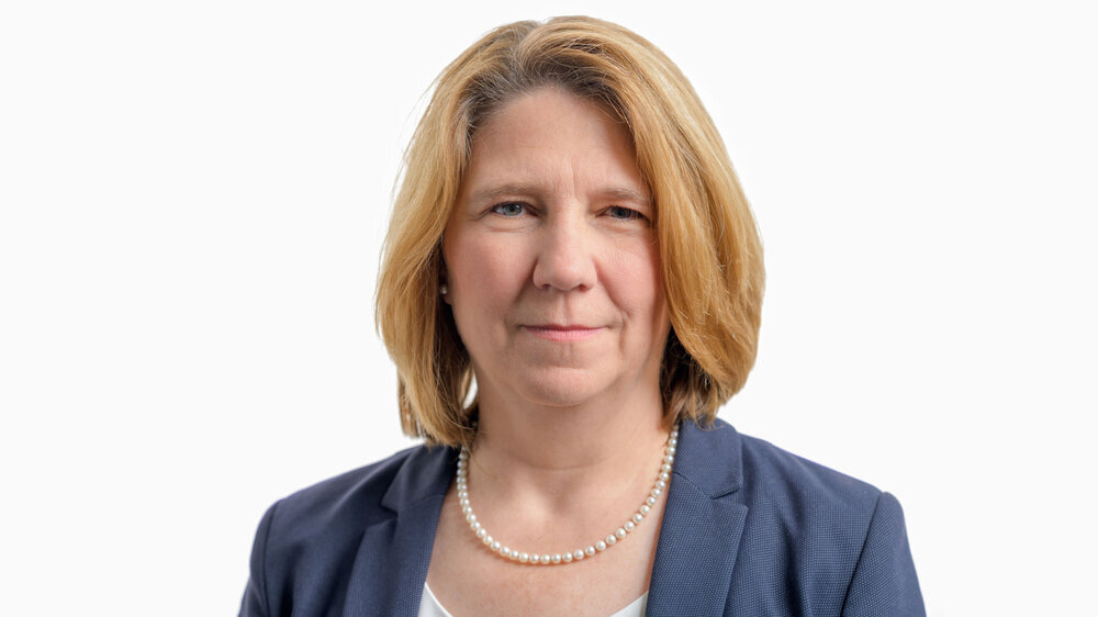 Porträt Kerstin von der Decken, Ministerin für Justiz und Gesundheit in Schleswig-Holstein und Vorsitzende der Gesundheitsministerkonferenz 2024