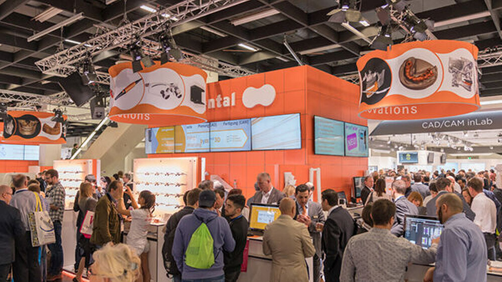 orangedental/DDI stellen auf der IDS 2019 den offenen, digitalen Workflow "dentflow" vor.