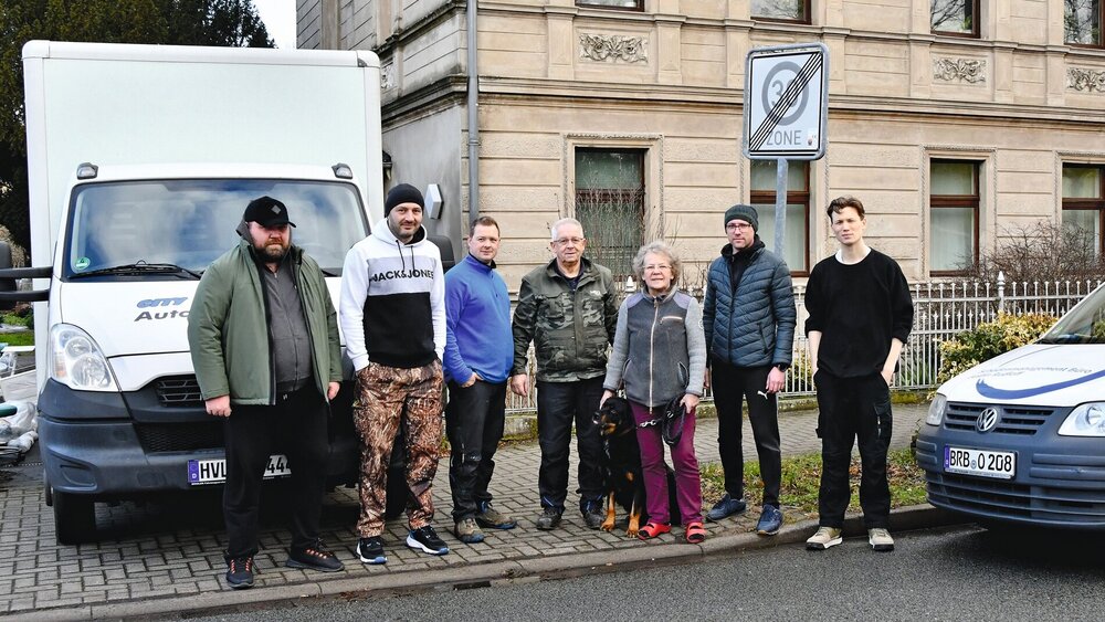 Zahnärztin Lieselotte Martius und ihre Helfer