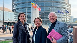 Dr. Doris Seiz, Dr. Romy Ermler, Dr. Ralf Hausweiler (v.l.9