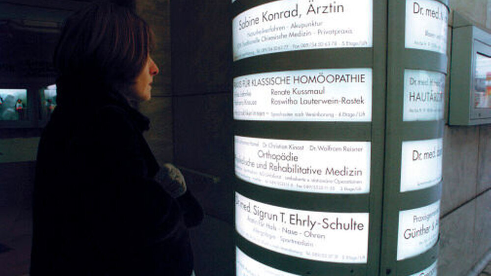 Wenn der Patient die volle Freiheit bei der Arztwahl haben will, soll er dafür nach dem Willen der KBV zukünftig einen Zusatzbeitrag entrichten.