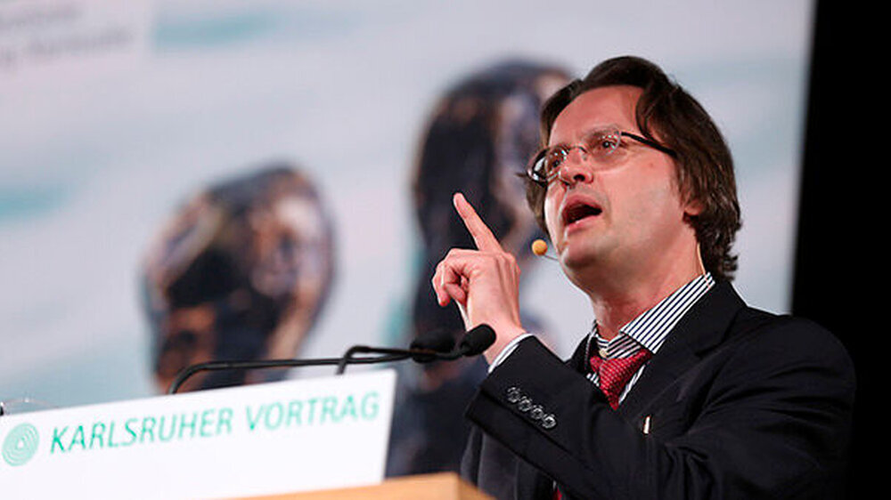 Prof. Dr. Bernhard Pörksen hielt den Festvortrag "Illusionen der Wahrheit.\r\nVon der Macht der Gewissheit."