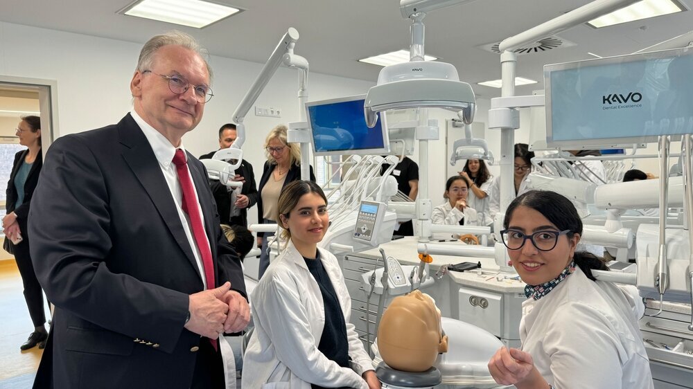 Besuch von Ministerpräsident Dr. Reiner Haseloff der Universität Pécs in Ungarn.