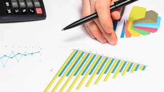 Symbolbild wirtschaftliche Analyse