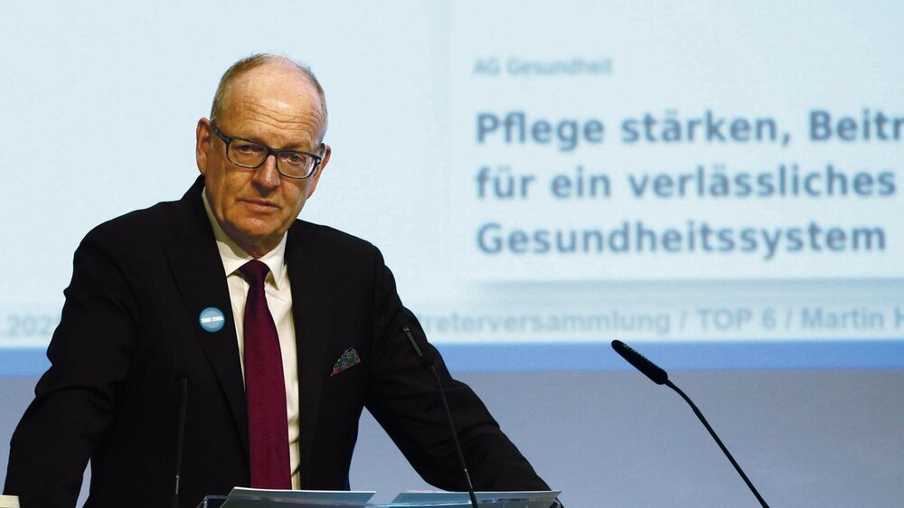 Der KZBV-Vorstandsvorsitzende Martin Hendges bei der 7. Vertreterversammlung in Berlin