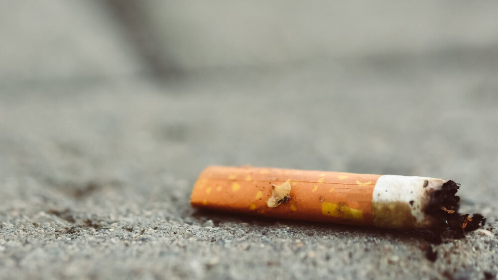 Tabak hat einen großen ökologischen Fußabdruck: Anbau, Produktion, Konsum und Entsorgung haben erhebliche Folgen für die Umwelt – durch Energieverbrauch, klimaschädliche Emissionen sowie Wasserverbrauch und Wasserverschmutzung.