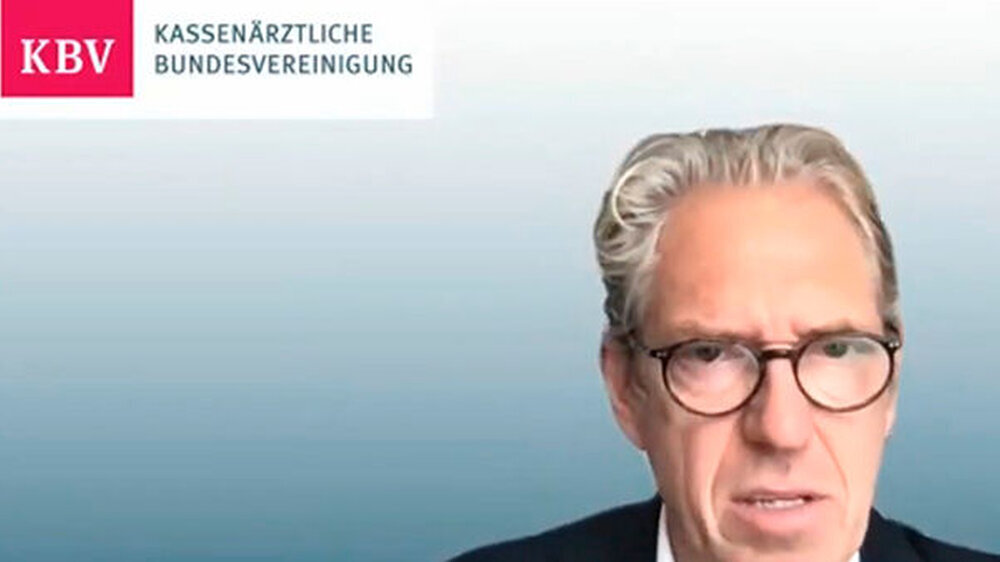 „Die Ergebnisse zeigen eindrucksvoll, wie leistungsfähig die ambulante Versorgung in den Praxen der Hausärzte, Fachärzte und Psychotherapeuten und ihrer Teams ist“, stellte KBV-Chef Dr. Andreas Gassen bei der Vorstellung der Ergebnisse heute auf ei