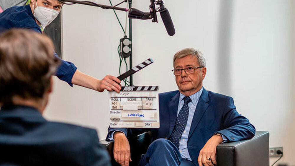 "Die KZBV setzt sich seit langer Zeit dafür ein, die Parodontitisbehandlung auch in der vertragzahnärztlichen Versorgung effektiv und nachhaltig zu verbessern." KZBV-Chef Dr. Wolfgang Eßer