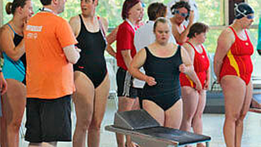Im Stadionbad traten 533 Schwimmer in den Disziplinen Freistil, Brust, Rücken, Lagen und Schmetterling gegeneinander an. |