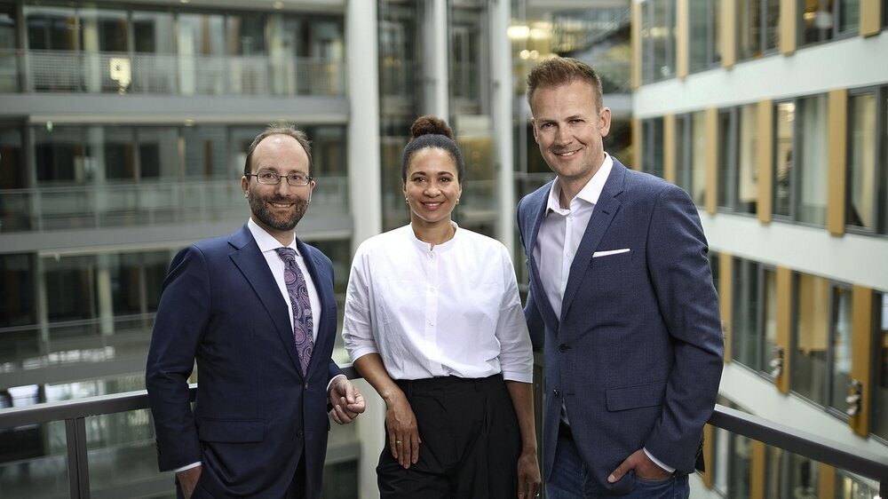 Die neue Geschäftsführung: Dr. Florian Hartge, Brenya Adjei und Dr. Florian Fuhrmann (von links).