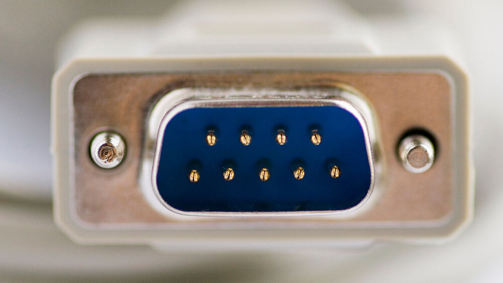 Wie der GKV-Spitzenverband meldet, bekommen die niedergelassenen Ärztinnen und Ärzte für ihre digitale Ausstattung weitere fast 400 Millionen Euro. Das hat am 18. Juli die Schiedsstelle entschieden, die die Extra-Vergütung festgelegt hat
