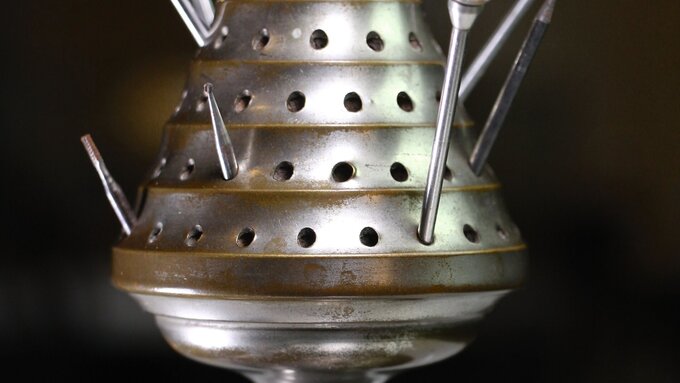 Bohrständer im Dentalhistorischen Museum Zschadraß